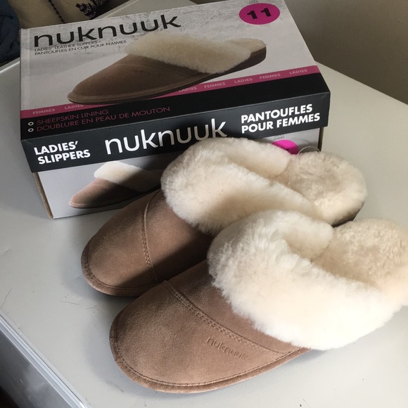 Nuknuuk Shoes - Nuknuuk Ladies Leather Slippers. Size 11. NWT